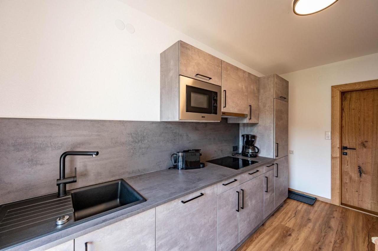Rustika - Appartements & Spa Ehrwald Ngoại thất bức ảnh