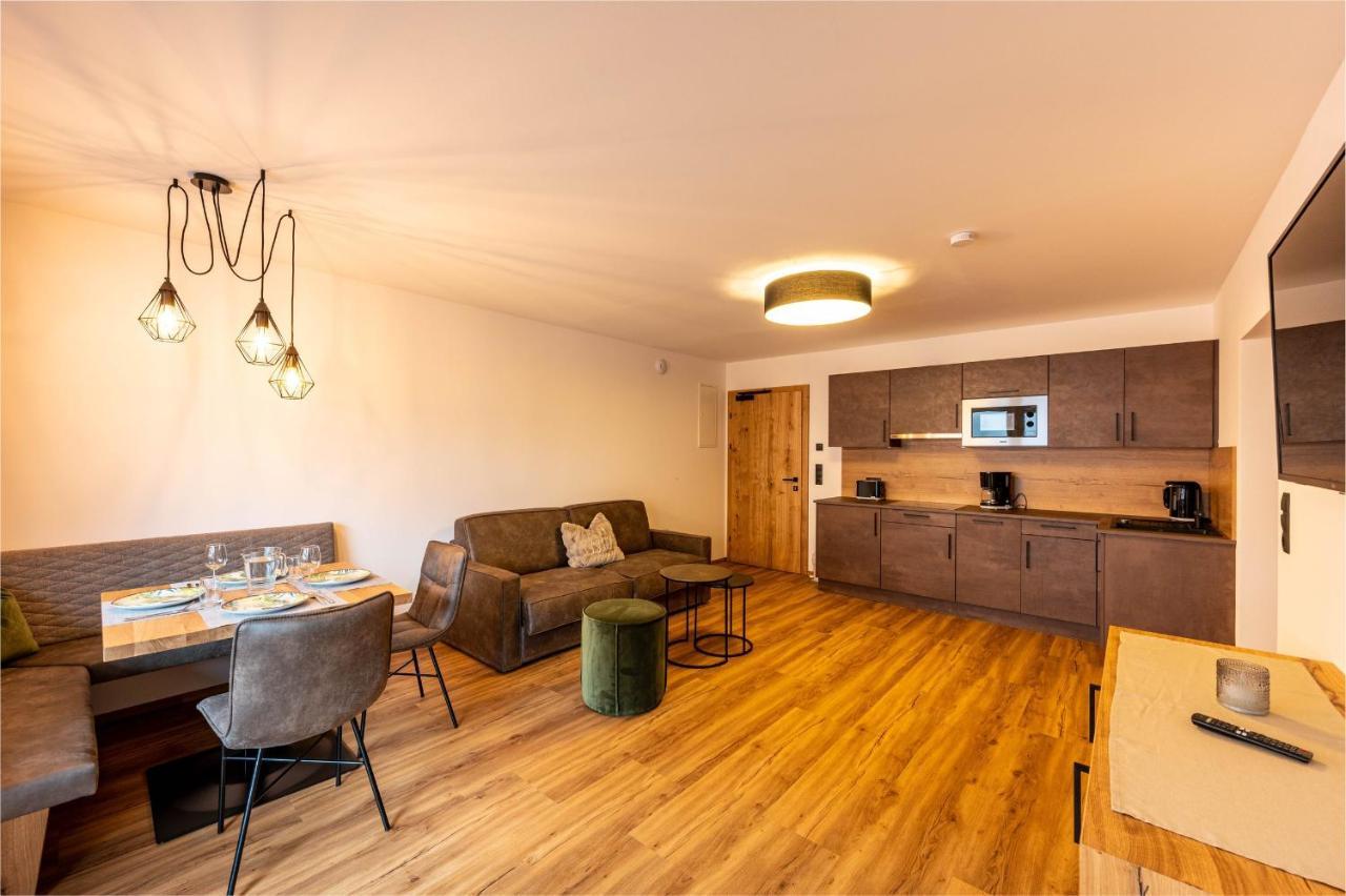 Rustika - Appartements & Spa Ehrwald Ngoại thất bức ảnh