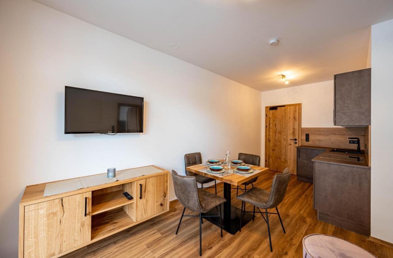 Rustika - Appartements & Spa Ehrwald Ngoại thất bức ảnh