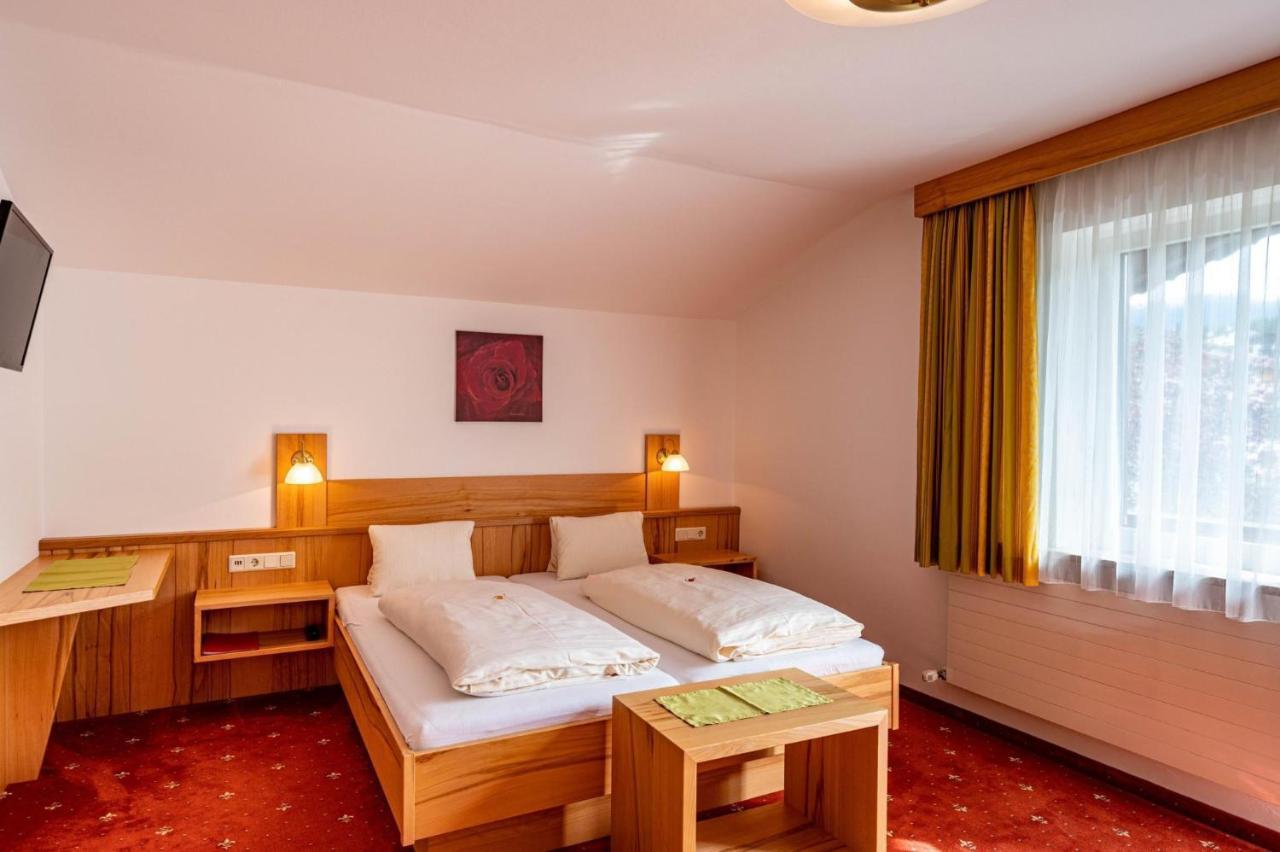 Rustika - Appartements & Spa Ehrwald Ngoại thất bức ảnh