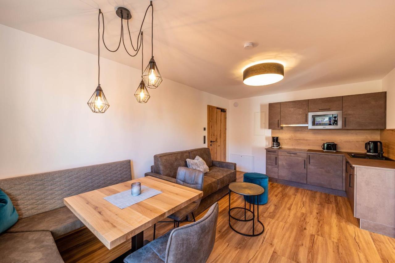 Rustika - Appartements & Spa Ehrwald Ngoại thất bức ảnh