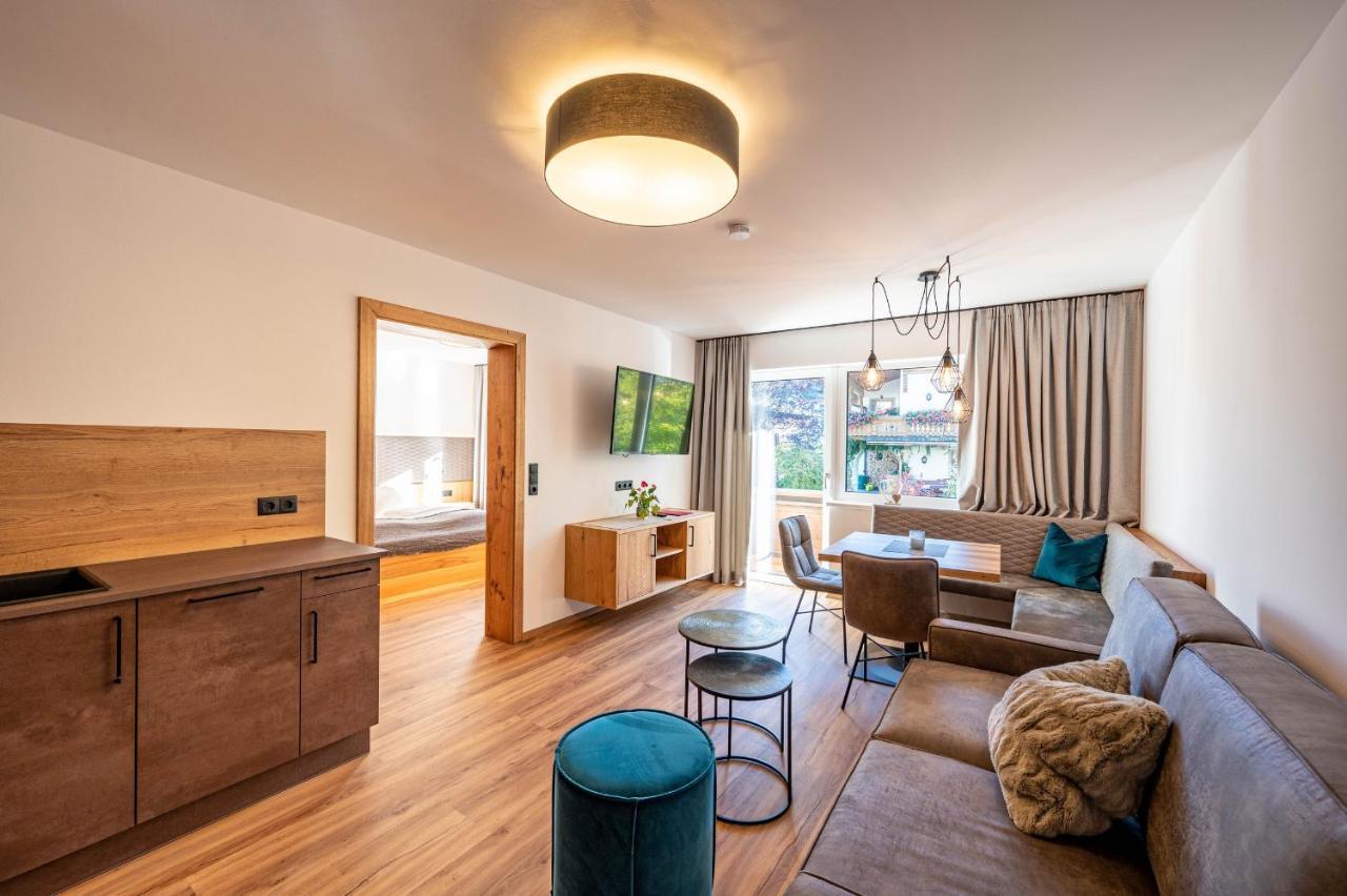 Rustika - Appartements & Spa Ehrwald Ngoại thất bức ảnh