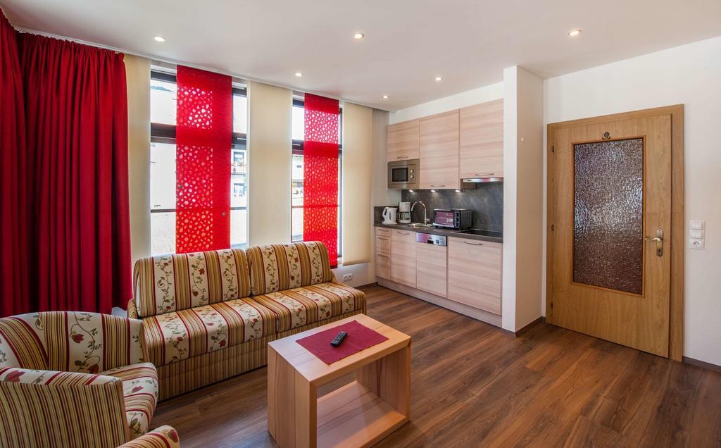 Rustika - Appartements & Spa Ehrwald Ngoại thất bức ảnh